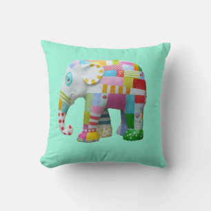 Coussin Joli patchwork éléphant rétro whimsical
