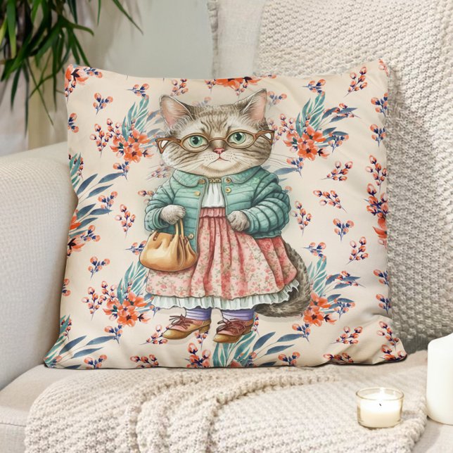 Coussin Joli Vintage Grand Chat Pink Apron Lunettes (Cute, funny little old lady/grandma cat pillow)