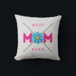 Coussin Jolie conception Texte Meilleure maman Ever pour l<br><div class="desc">Elegant Mothers day Jetez l'oreiller avec un dicton mignon qui dit "Meilleure maman jamais" avec la fleur, Ce mignon oreiller à lancer est parfait pour votre maman pour la fête des mères! Un cadeau de fête des mères assez inhabituel... probablement différent de ce qu’elle attend. vous allez adorer ça !...</div>