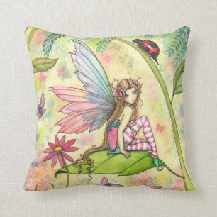 Coussin Jolie fée des fleurs et coccinelle dans le jardin