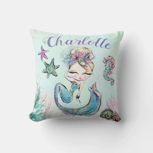 Coussin Jolie sirène pailletée aux cheveux blonds avec nom