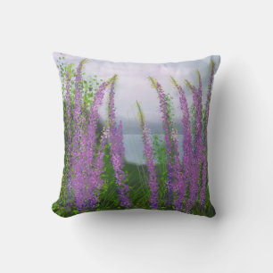 Coussin Jolies Fleurs Lupines Au Bord Du Lac