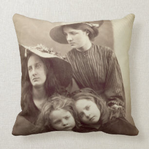 Coussin Jours d'été, c.1866 (copie d'albumen d'un collodio