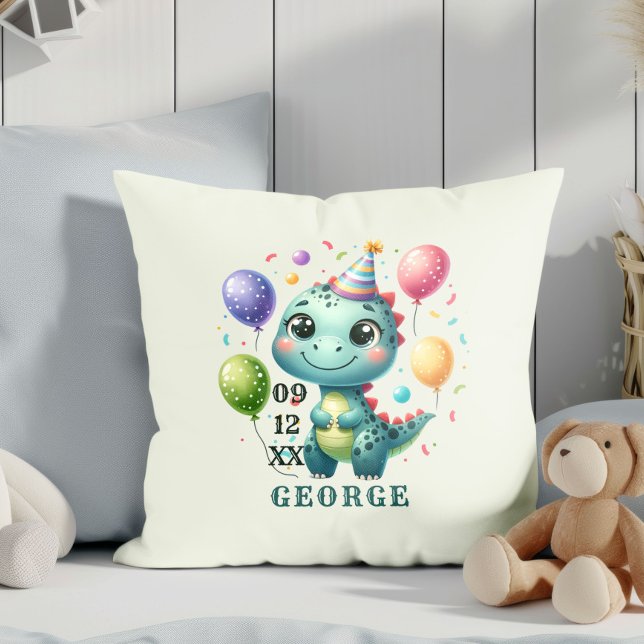 Coussin Joyeux Anniversaire Dinosaure Mignon (Créateur téléchargé)