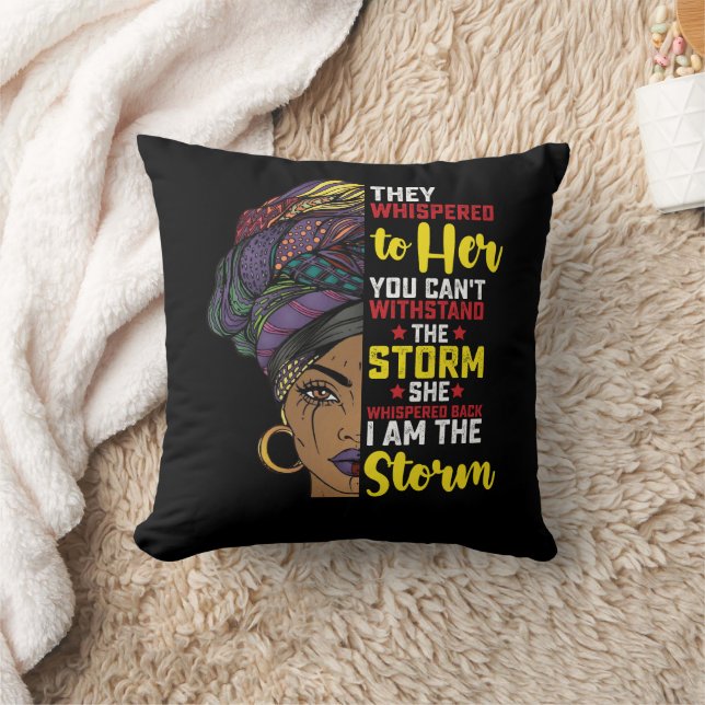Coussin Juneteenth Je Suis La Tempête Mélanine Fille Noire (Couverture)