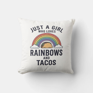 Coussin Juste une fille qui aime les arcs-en-ciel et les t