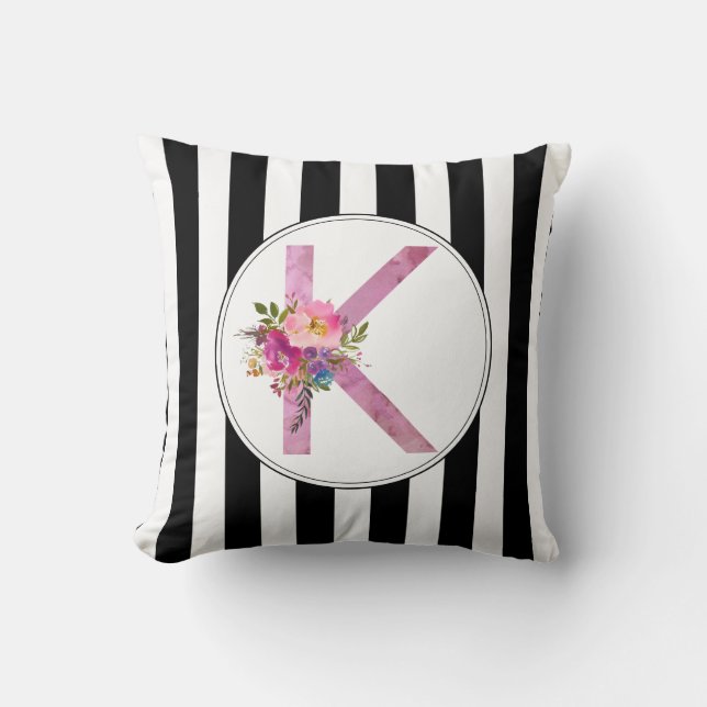 Coussin K, Floral Monogramme initial, fleur d'aquarelle (Recto)
