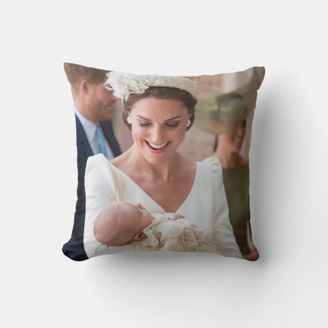 Coussin Kate Middleton et Prince Louis (Recto)