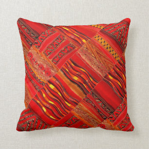 Coussin Kente en rouge sur le rouge