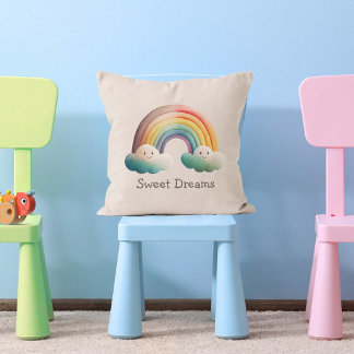 Coussin Kids Whimsical Pastel Rainbow in Clouds