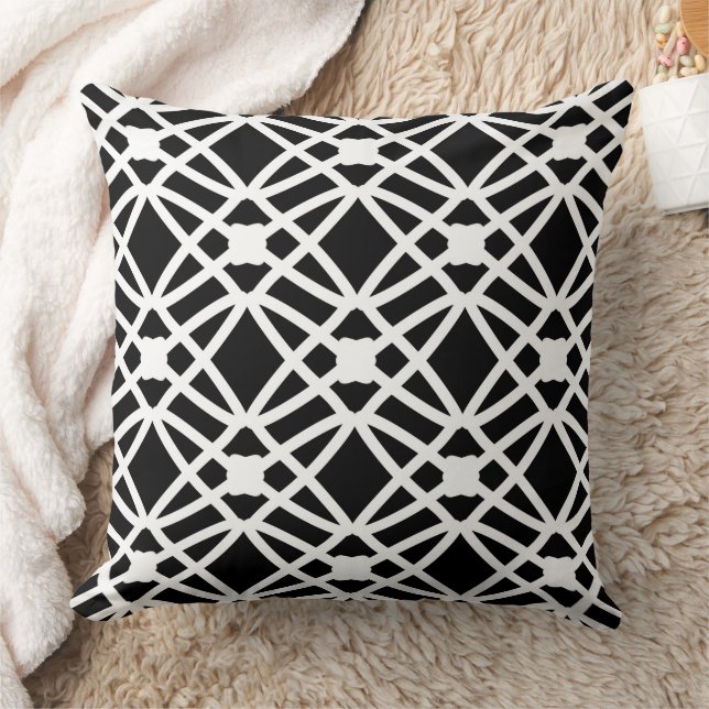 Coussin Knots on black pattern (Couverture)