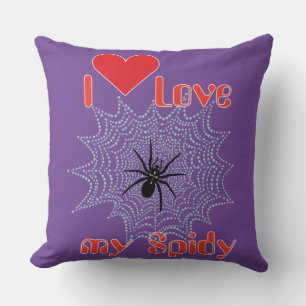 Coussin Kreuzspinne im Netz