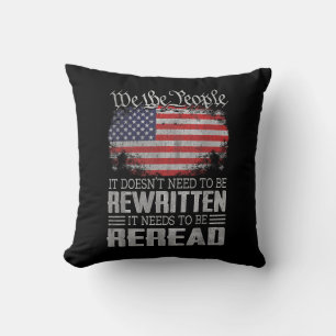 Coussin La Constitution américaine du drapeau doit être re