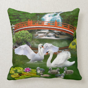 Coussin La famille des cygnes