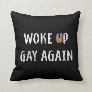 Coussin La LGBT Pride Rainbow s'est réveillée gay Retro Vi