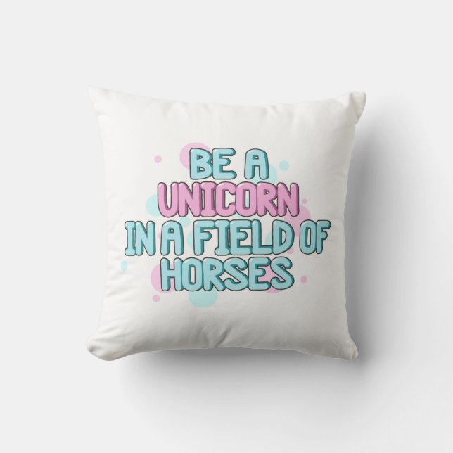 Coussin La licorne | soit une licorne dans un domaine des (Recto)