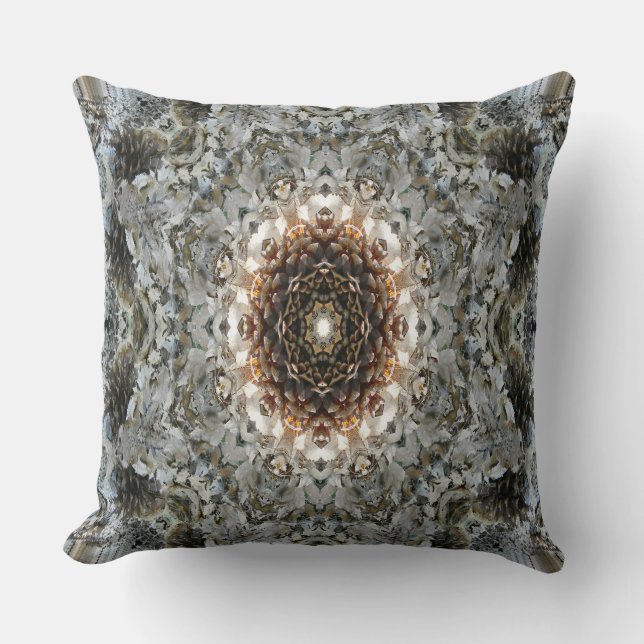 Coussin La Lumière brillante de l'intérieur.. (Recto)