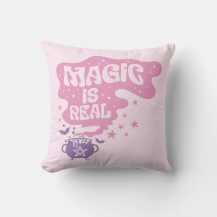 Coussin La magie est réelle Chaudron Pentagramme Rose Hall