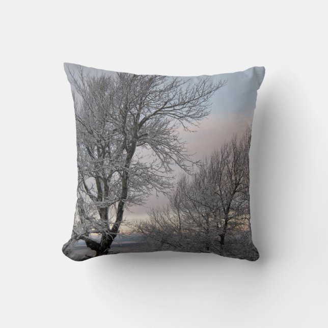 Coussin La neige a couvert des branches (Recto)