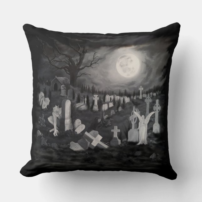 Coussin La nuit sur le cimetière - Angel avec Diable (Recto)