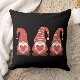 Coussin La Saint-Valentin Trois Gnomes Mignons Tenant un C