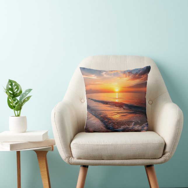 Coussin La Scène De Plage Avec Le Soleil Au-Dessus De L'Ho (Chaise)