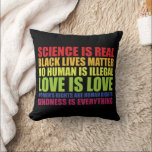 Coussin La science est réelle Les vies noires comptent Fie<br><div class="desc">La science est réelle Les vies noires comptent Fierté LGBT</div>