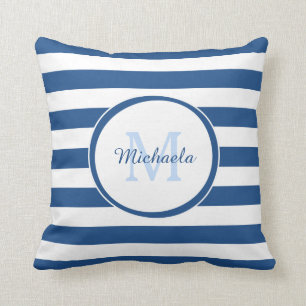 Coussin La sucrerie de mode barre le monogramme et le nom