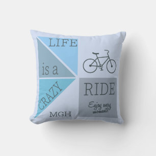 Coussin La vie de monogramme personnalisé est un tour fou