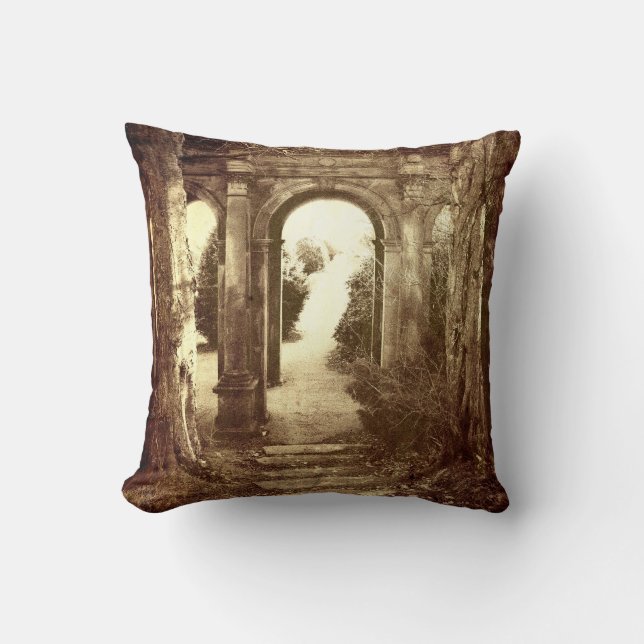 Coussin La vieille arcade #2 (style vintage) (Recto)