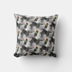 Coussin Ladybug Sur Dogwood Flower Motif Nature