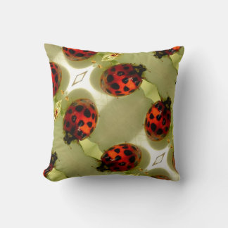 Coussin Ladybugs, feuilles verts
