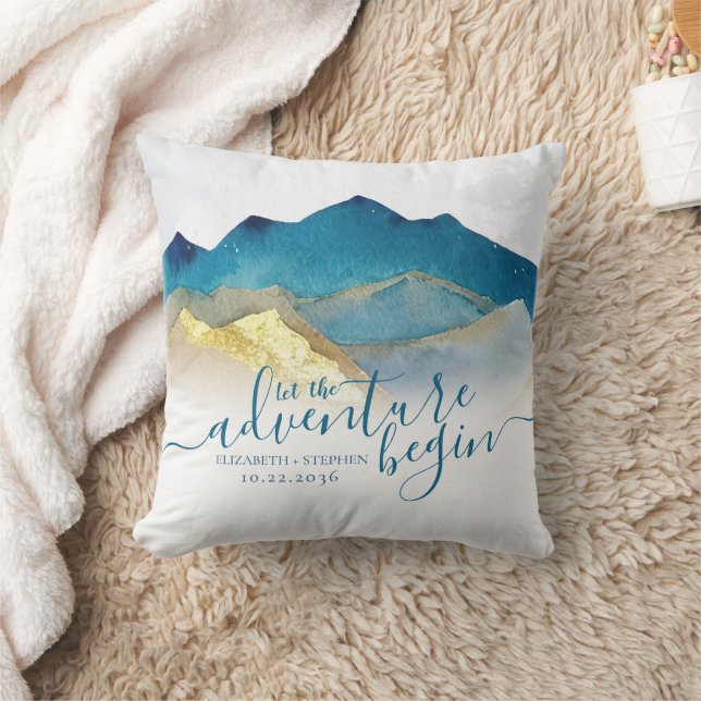 Coussin Laisser l'aventure commencer Blue Gold Mountain Ma (Couverture)