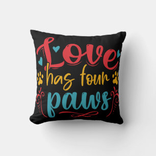 Coussin L'amour a quatre pattes de chien