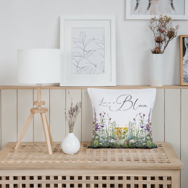 Coussin L'amour est en fleurs Fête de mariage Floral Fleur (Créateur téléchargé)