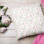 Coussin L'amour est en fleurs Floral rose<br><div class="desc">L'amour est en fleurs ! Fête de mariage floral dans des tons intemporels de rose</div>