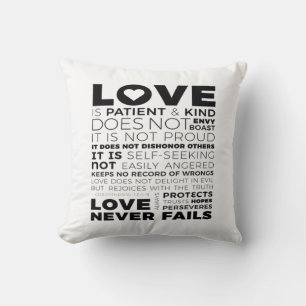 Coussin L'amour est patient et bon, il n'envie pas, ne se