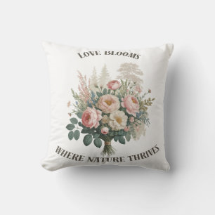 Coussin L'amour fleurit avec la nature