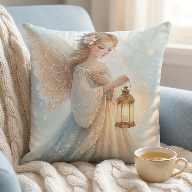 Coussin Lanterne d'ange céleste d'hiver de réconfort (Celestial Winter Angel Lantern of Comfort Throw Pillow)