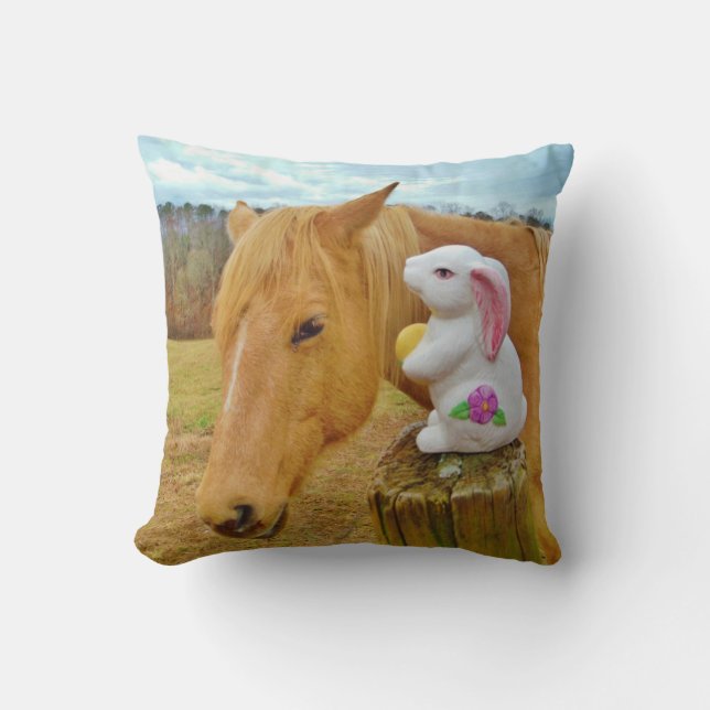 Coussin Lapin de Pâques aux fleurs de printemps & cheval b (Recto)