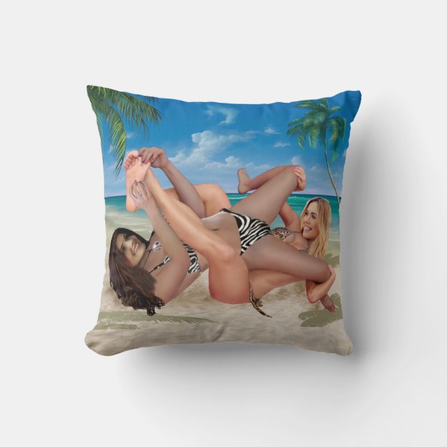 COUSSIN LAPIN DE PLAGE AU LUTTE DE CHATOUILLEMENT (Recto)