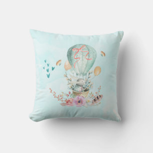 Coussin Lapin Whimsical Riding dans un ballon à air chaud