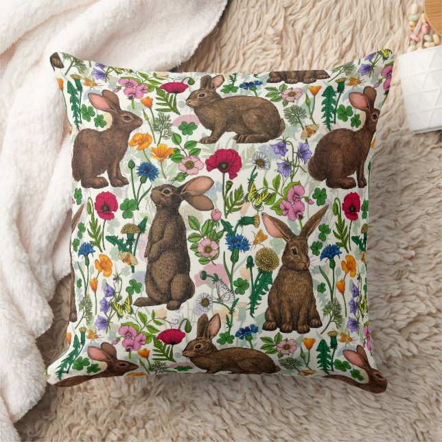 Coussin Lapins et fleur sauvage (Couverture)