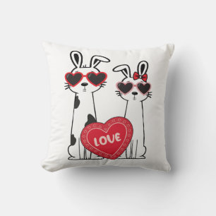 Coussin Lapins mignons portant des lunettes en forme de cœ