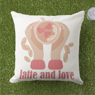 Coussin Latte et coupe d'amour, mains et citation de café