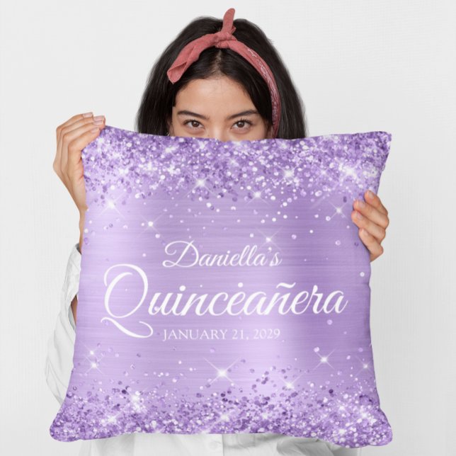 Coussin Lavande Glittery Foil Quinceañera (Glittery Lavender Foil Quinceañera Throw Pillow)