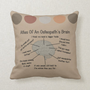 Coussin Le cerveau de l'ostéopathe drôle
