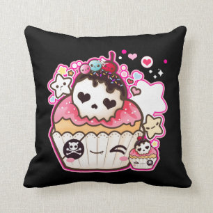 Coussin Le cupcake au crâne de Kawaii avec étoiles et co