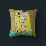 Coussin Le Kiss, Gustav Klimt<br><div class="desc">Gustav Klimt (14 juillet 1862 - 6 février 1918) était un peintre symboliste autrichien et l'un des membres les plus en vue du mouvement de la sécession de Vienne. Klimt est réputé pour ses peintures, peintures murales, croquis et autres objets d'art. Outre ses oeuvres figuratives, qui comprennent des allégories et...</div>