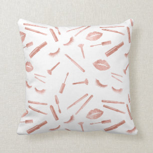 Coussin Le maquilleur rose d'or fouette des yeux de rouge